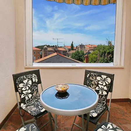 Polo Apartment *